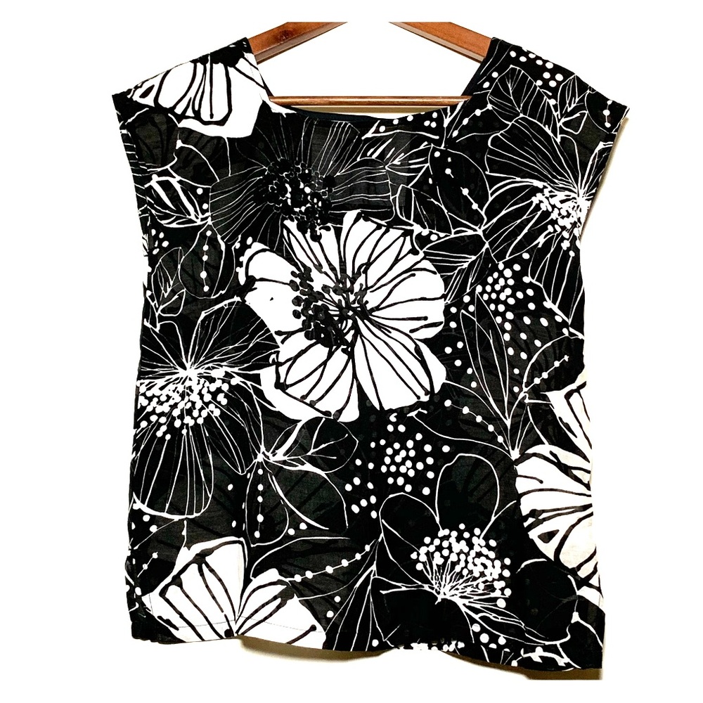 Women’s blouse ISLAND SHOP